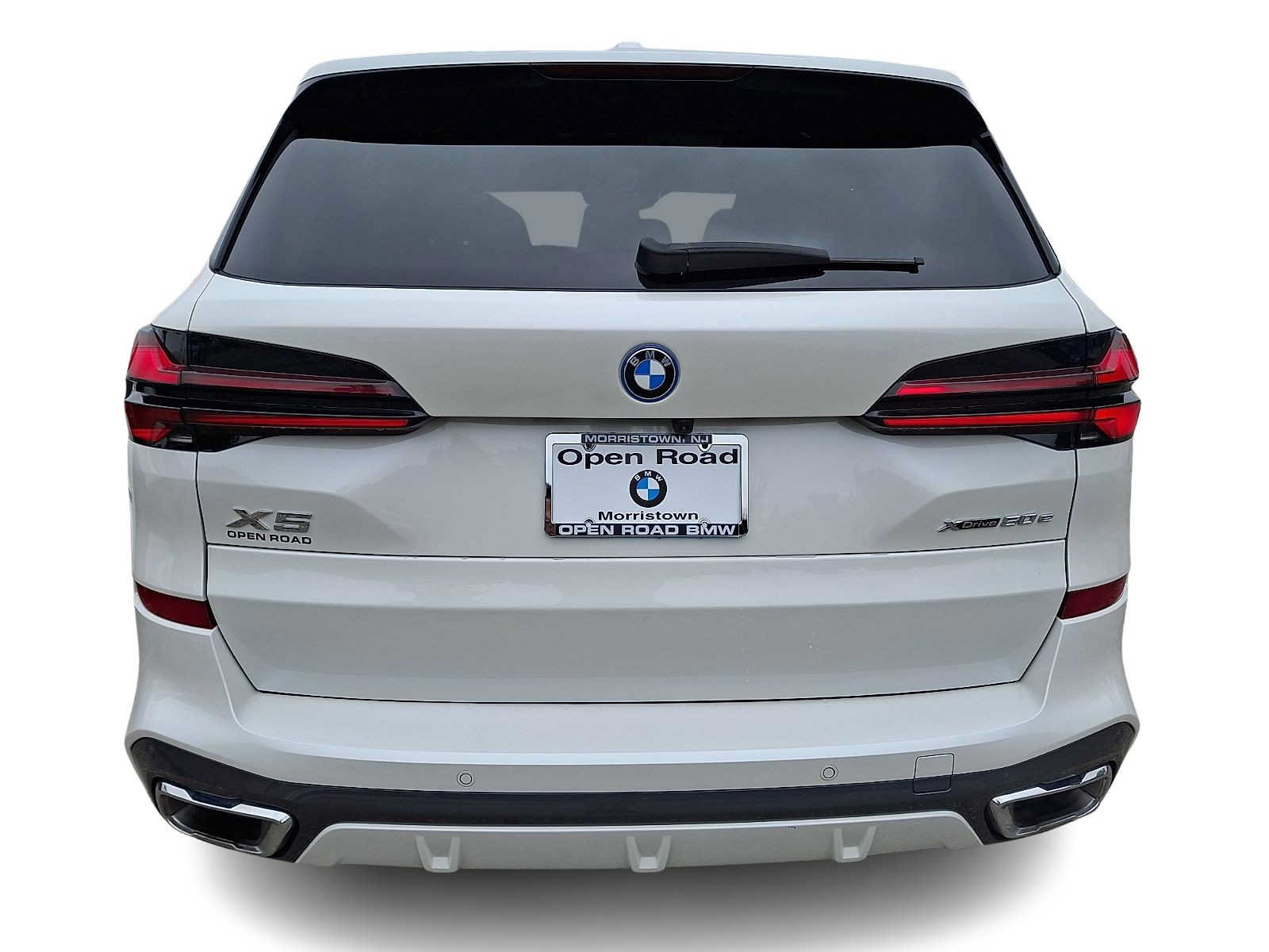 Used 2026 BMW X5 xDrive50e w/ M Sport Package AWD/4WD image 5