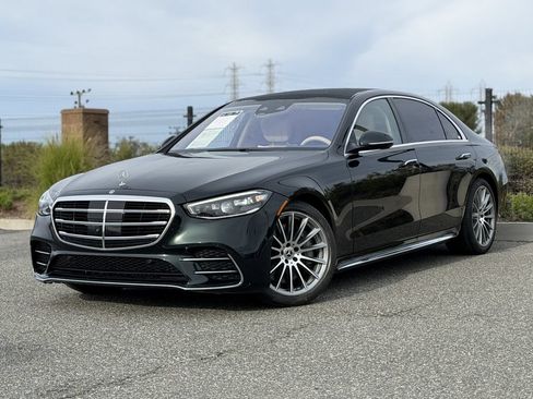 Used 2023 Mercedes-Benz S 500 4MATIC image 2