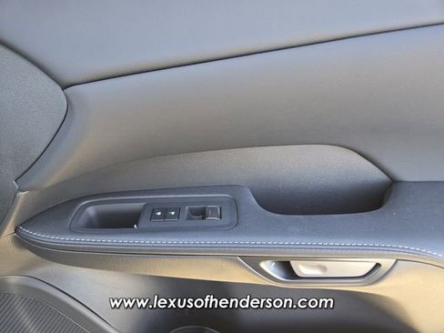 Used 2025 Lexus RX 350 Premium image 19