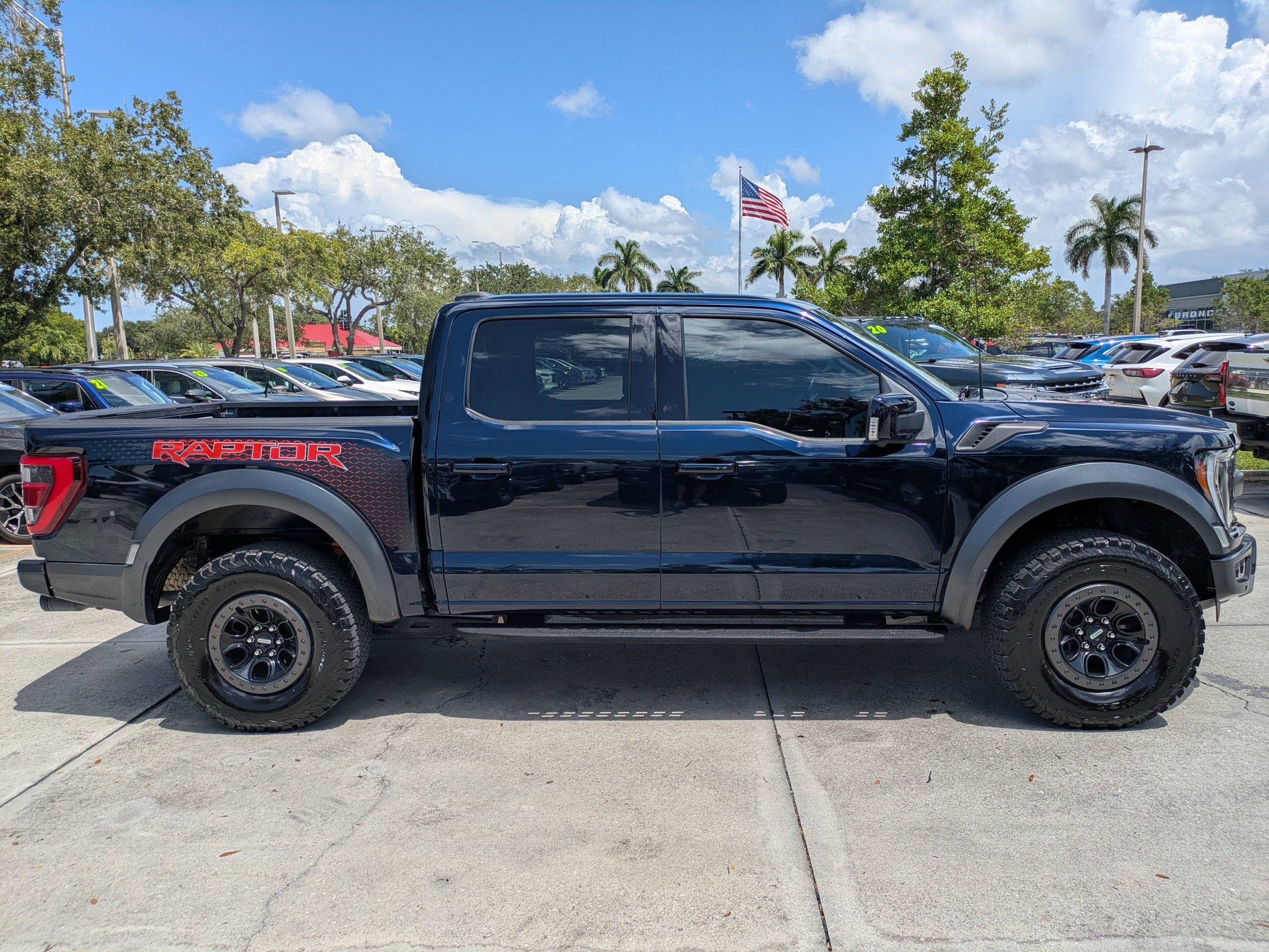 Used 2023 Ford F150 Raptor w/ Blue Interior Package AWD/4WD image 3