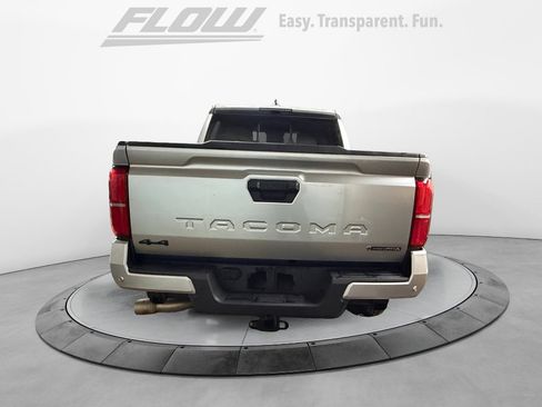 Used 2025 Toyota Tacoma TRD Sport w/ TRD Sport Upgrade Package image 8