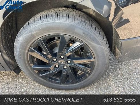 Used 2023 Chevrolet Equinox LS w/ LS Convenience Package AWD/4WD image 5