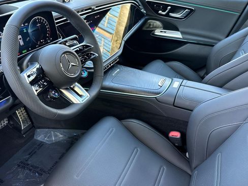 New 2026 Mercedes-Benz E 53 AMG 4MATIC Sedan image 4