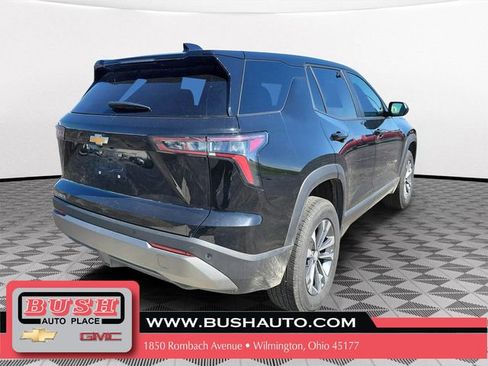 Used 2026 Chevrolet Equinox LT w/ Convenience Package II FWD image 4