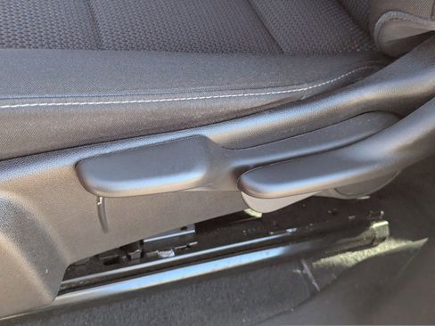 Used 2024 GMC Canyon Elevation w/ Trailering Package image 24