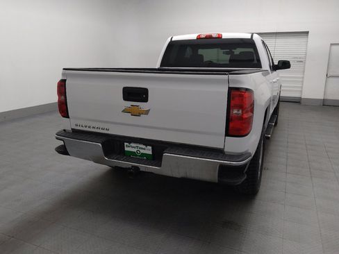 Used 2018 Chevrolet Silverado 1500 LT w/ Texas Edition RWD image 7