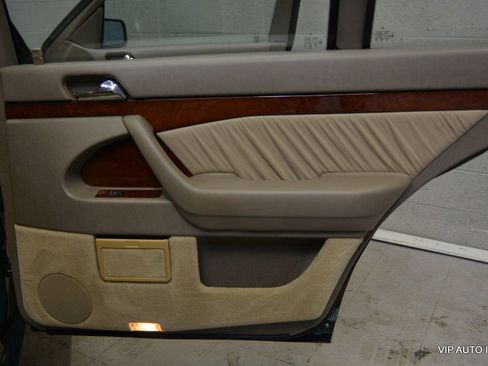 Used 1998 Mercedes-Benz S 320 image 10