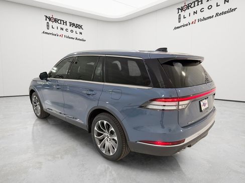 New 2026 Lincoln Aviator 2WD image 26