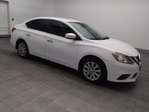 Used 2017 Nissan Sentra S FWD image 11