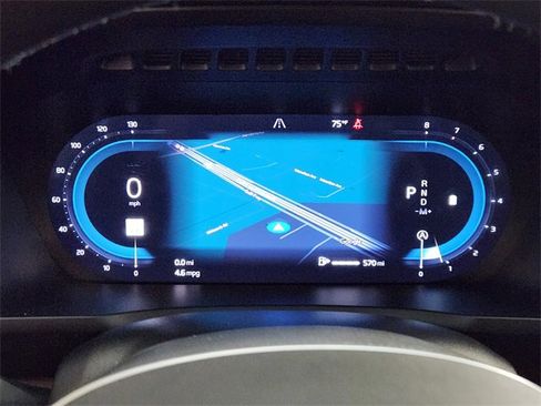 Used 2025 Volvo XC90 B5 Plus image 15