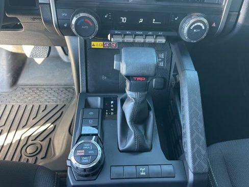 Used 2025 Toyota 4Runner TRD Off-Road AWD/4WD image 25
