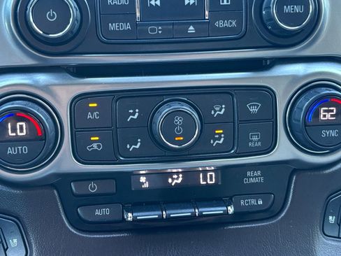 Used 2020 Chevrolet Tahoe Premier w/ Premier 6.2L Value Package image 4