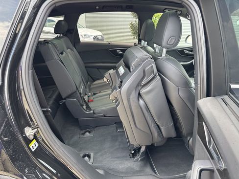 Used 2025 Audi Q7 3.0T Prestige w/ Prestige Package image 20