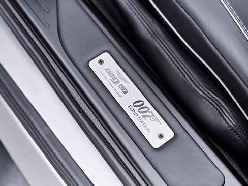 Used 2016 Aston Martin DB9 GT RWD image 54