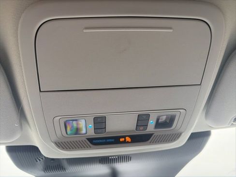 New 2026 Ford Explorer Active w/ Active Comfort Package image 25