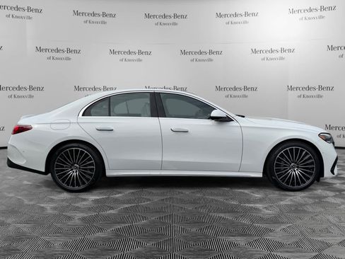 New 2026 Mercedes-Benz E 350 4MATIC Sedan image 6