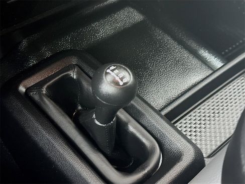 Used 2024 RAM 3500 Tradesman w/ Chrome Appearance Group image 19