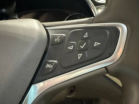 Used 2023 Chevrolet Malibu LT FWD image 18