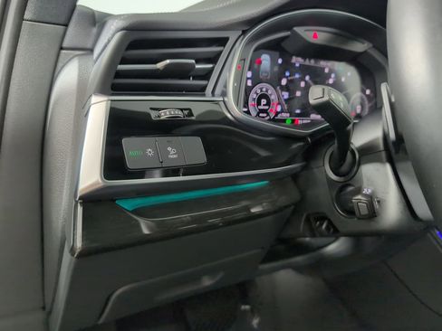 Certified 2025 Audi Q7 2.0T Premium Plus w/ Premium Plus Package image 14