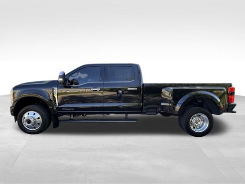 Used 2023 Ford F450 Platinum AWD/4WD image 12