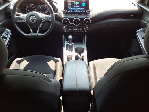 Used 2024 Nissan Sentra SR FWD image 10