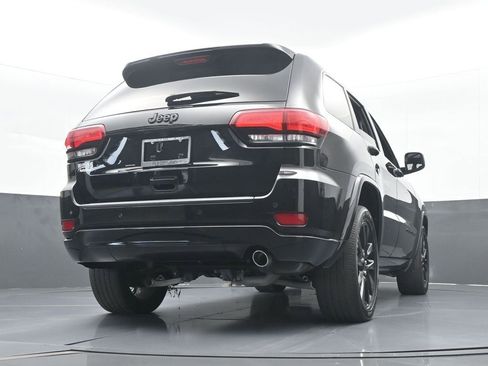 Used 2020 Jeep Grand Cherokee Altitude image 60