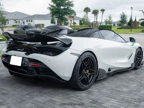 Used 2020 McLaren 720S Performance RWD image 8