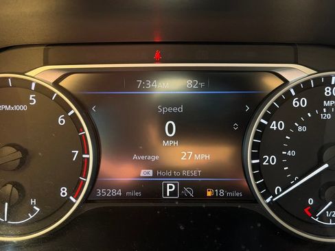 Certified 2024 Nissan Sentra SR FWD image 32