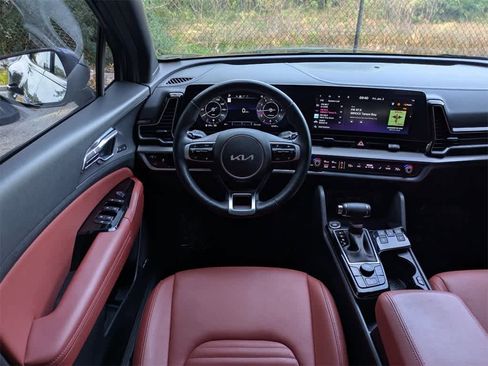 Used 2024 Kia Sportage SX image 19