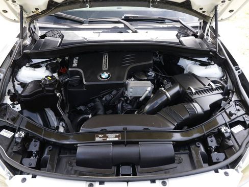 Used 2015 BMW X1 sDrive28i RWD image 18