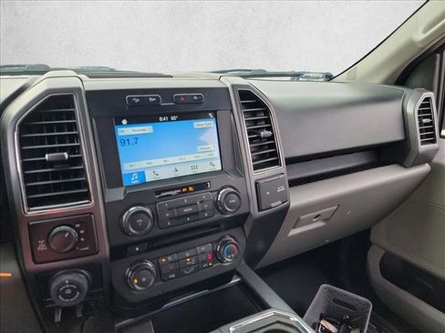 Used 2018 Ford F150 XLT w/ Equipment Group 302A Luxury image 22