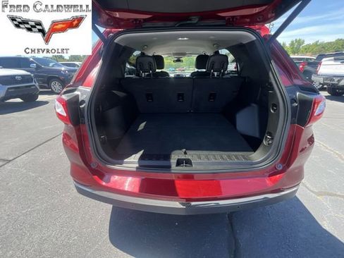 Used 2019 Chevrolet Equinox Premier w/ LPO, Cargo Package FWD image 31