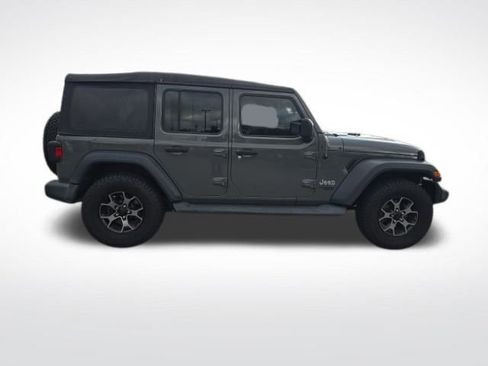 Used 2019 Jeep Wrangler Unlimited Sport S image 8