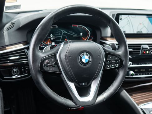 Used 2020 BMW 530i xDrive w/ Convenience Package AWD/4WD image 23