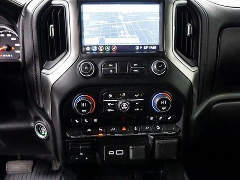 Used 2022 Chevrolet Silverado 1500 LTZ w/ LTZ Premium Package image 19