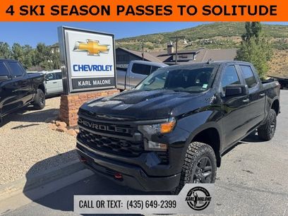 New 2026 Chevrolet Silverado 1500 Custom Trail Boss w/ LPO, Dark Essentials Package