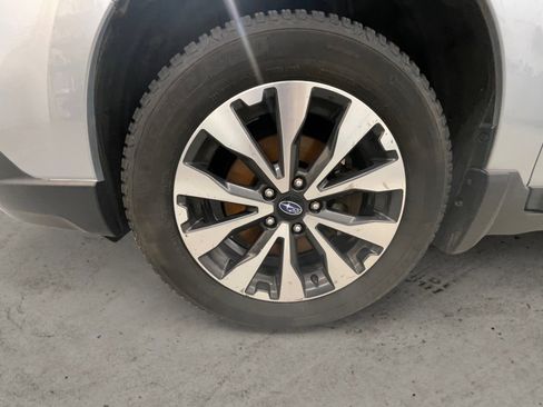 Used 2017 Subaru Outback 2.5i Limited image 8