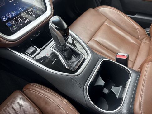 Used 2020 Subaru Outback Touring XT image 16