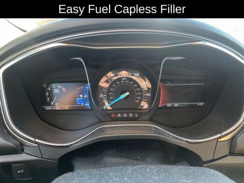 Used 2017 Ford Fusion SE image 8