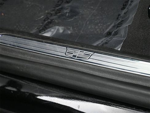 Used 2022 Cadillac XT5 Luxury image 19