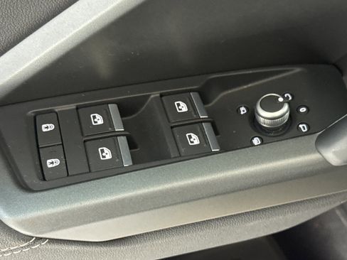 Used 2022 Audi Q3 2.0T Premium image 13