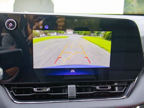 New 2026 Chevrolet Equinox RS w/ LPO, Floor Liner Package image 18