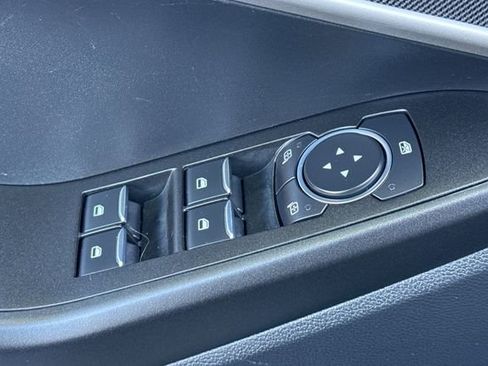 Used 2022 Ford Explorer 2WD image 12