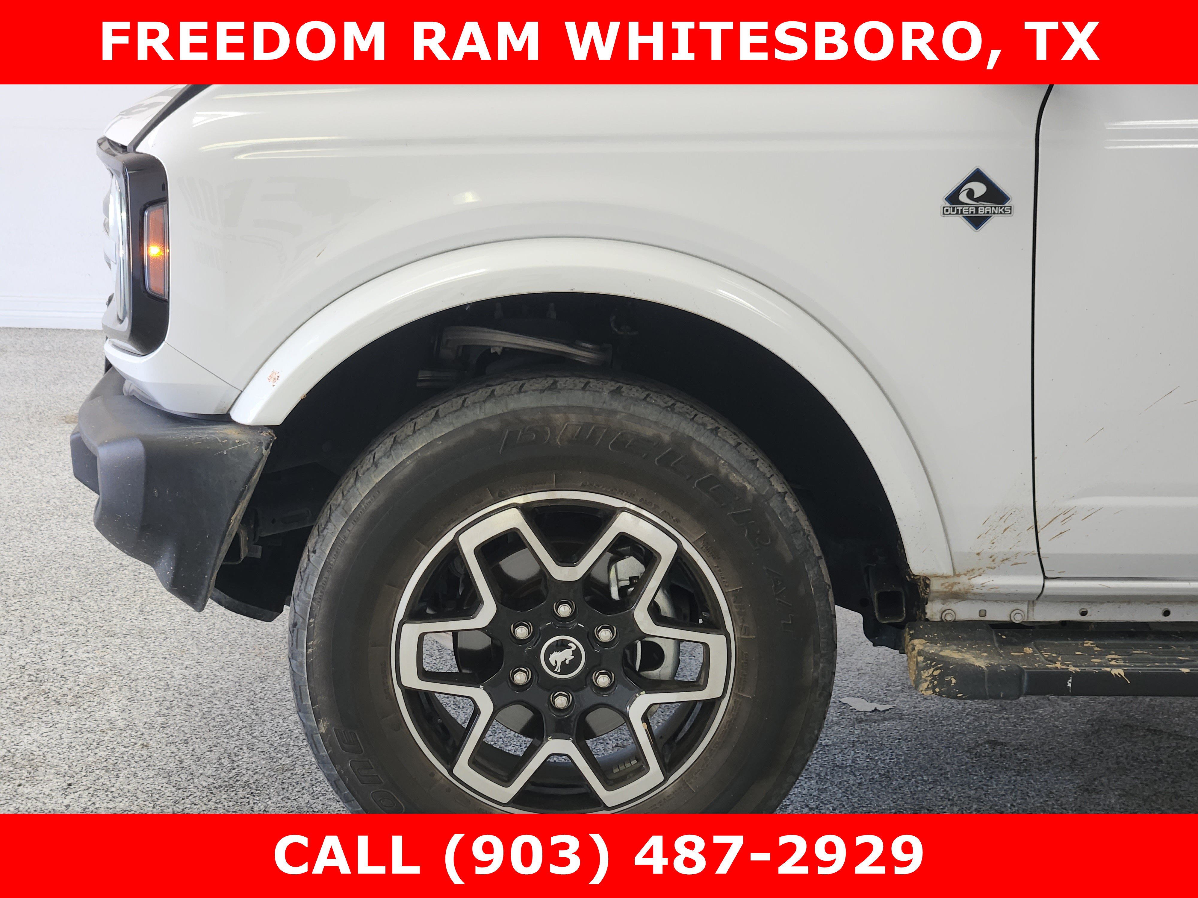 Used 2023 Ford Bronco Outer Banks AWD/4WD image 6