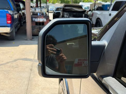 Used 2019 Ford F150 Lariat w/ Equipment Group 502A Luxury RWD image 12