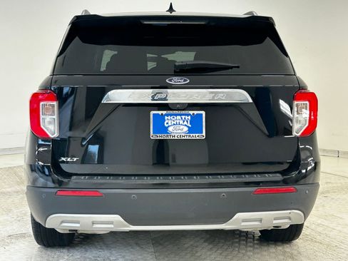 Used 2021 Ford Explorer XLT w/ Equipment Group 202A image 9