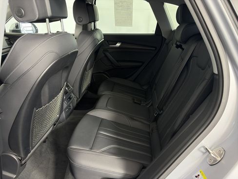 Certified 2024 Audi Q5 2.0T Premium Plus image 7