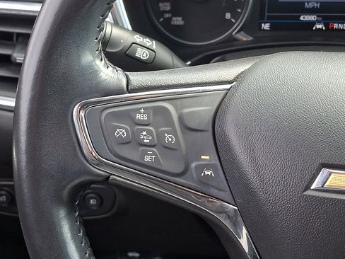Used 2020 Chevrolet Equinox LT AWD/4WD image 22