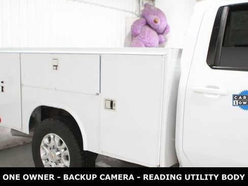 Used 2022 Chevrolet Silverado 2500 LT w/ Convenience Package image 4
