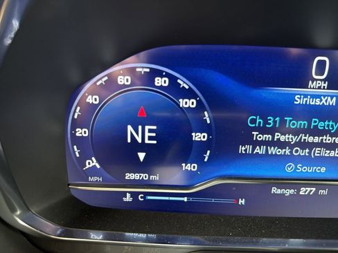 Used 2022 Chevrolet Tahoe LT w/ Luxury Package RWD image 61